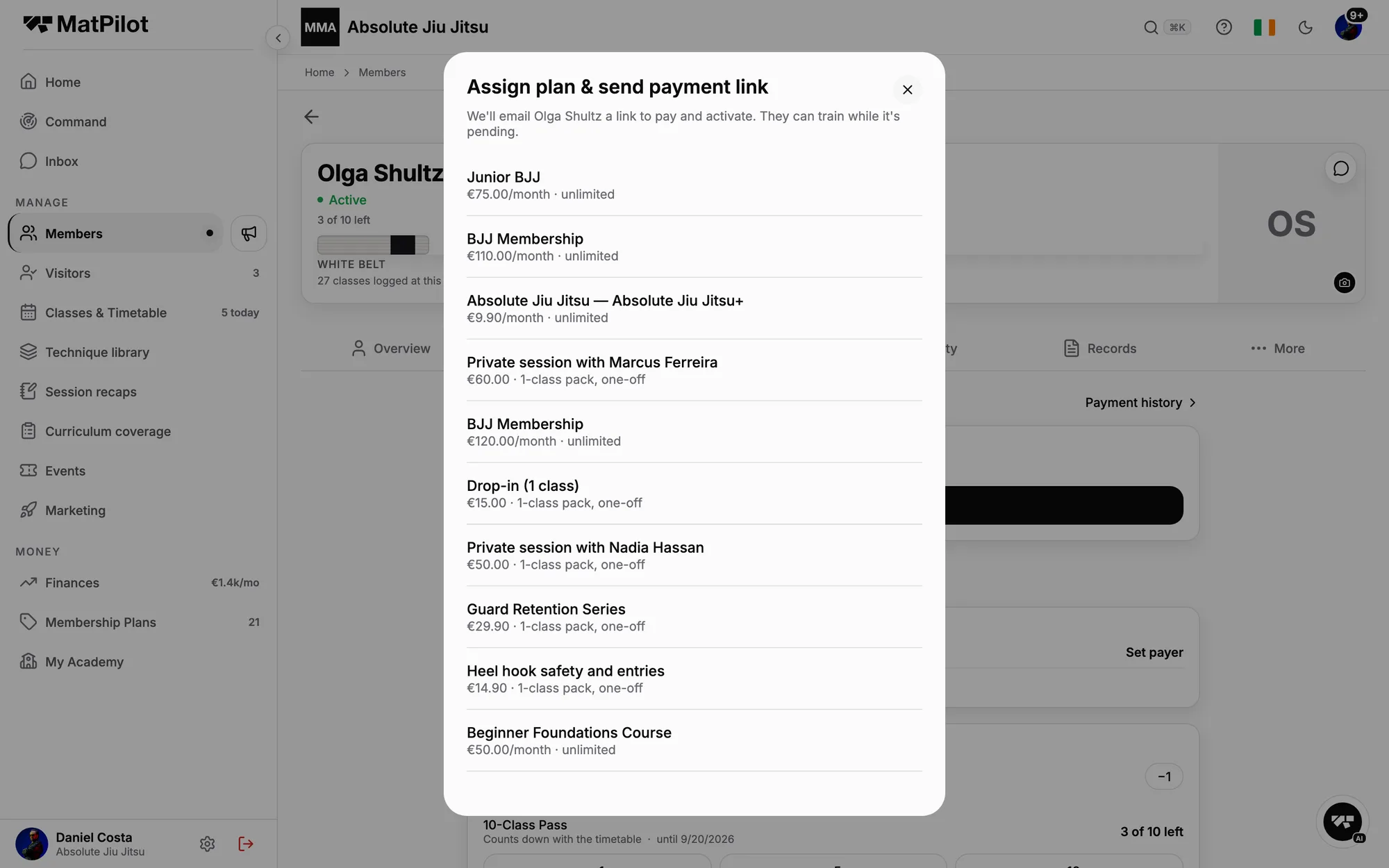 Assigning a plan to a member and sending the payment link